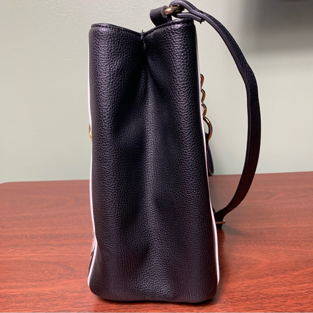 Tommy Hilfiger | Monogram Faux Leather Purse - Picture 5 of 10